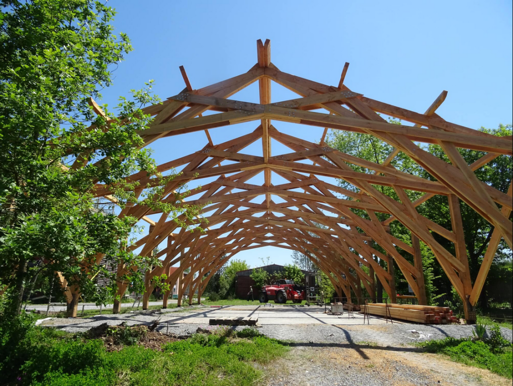 charpente en bois toit